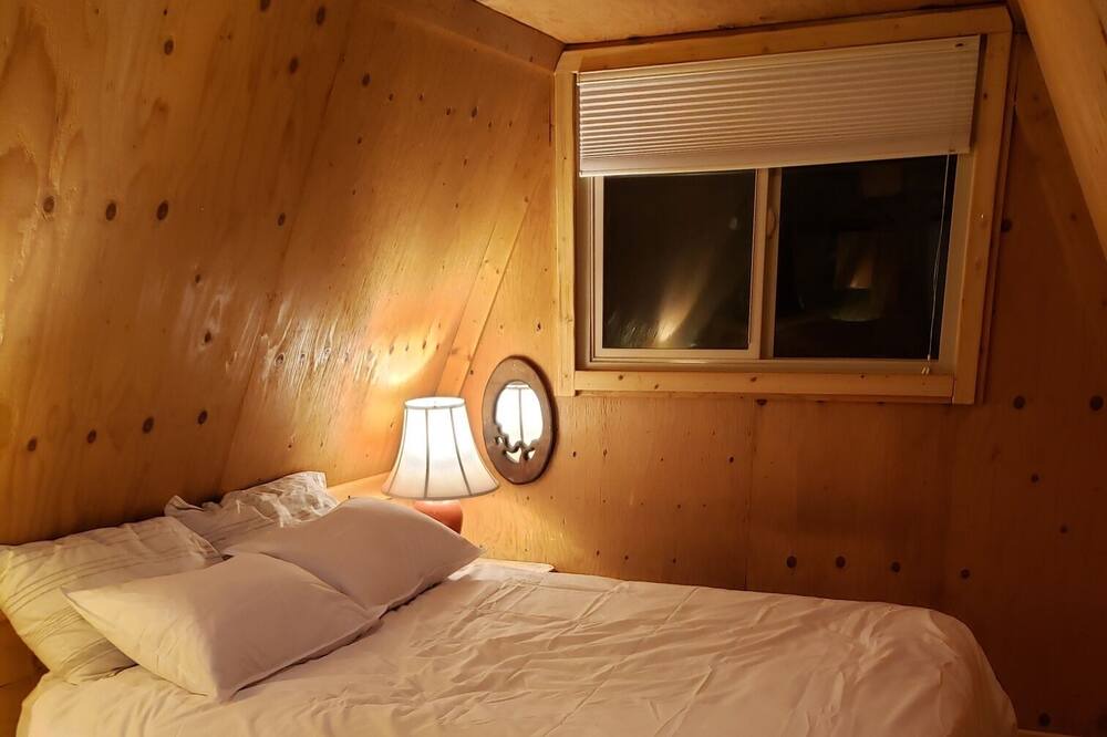 Photo of Bedroom in Evergreen