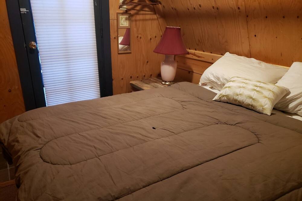 Photo of Bedroom in Evergreen