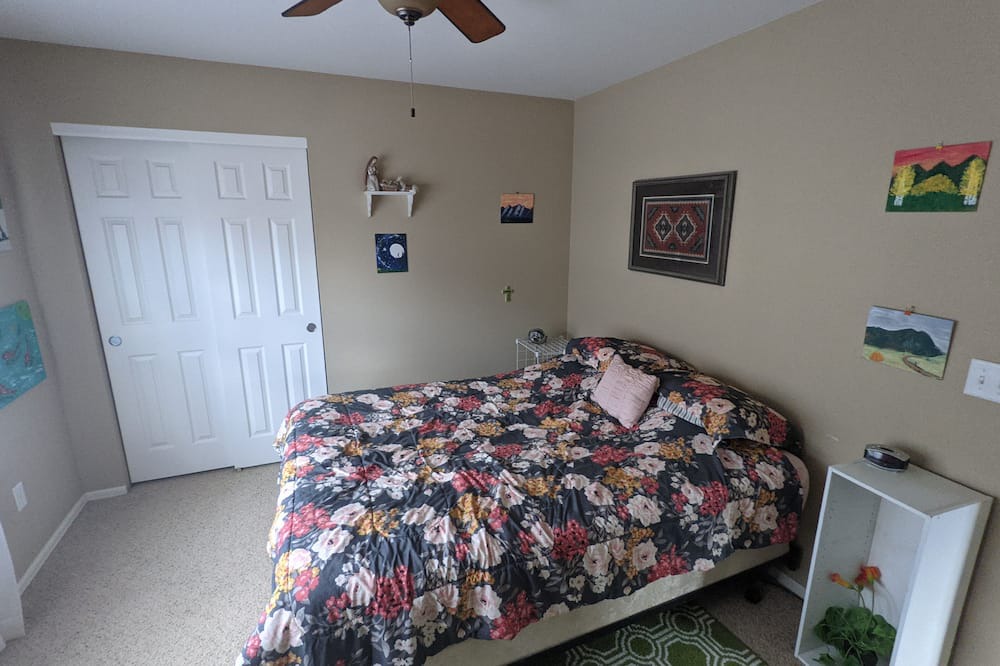 Photo of Bedroom in Erie