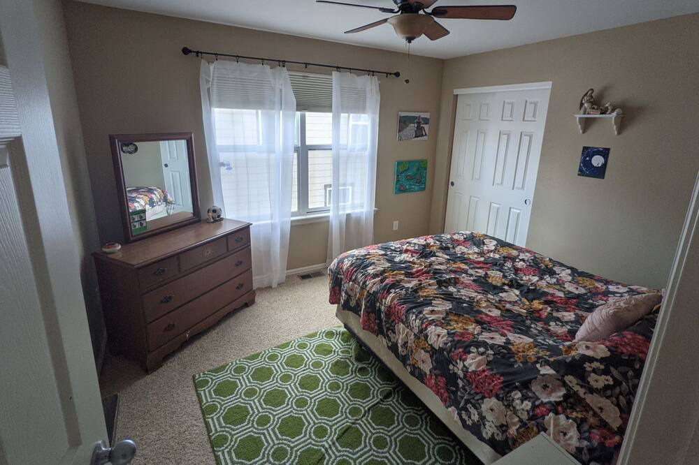 Photo of Bedroom in Erie