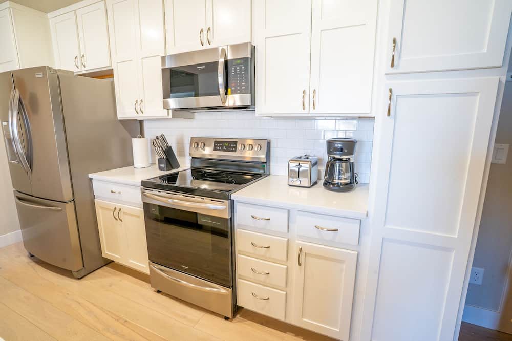 Photo of Kitchen in Centerra