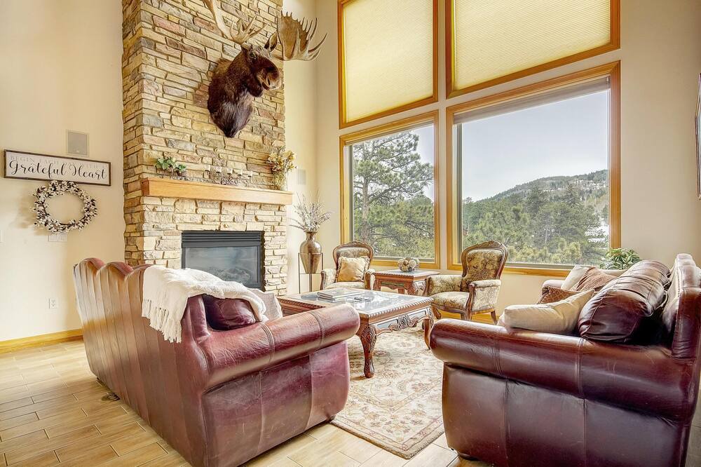 Photo of Livingroom in Morrison
