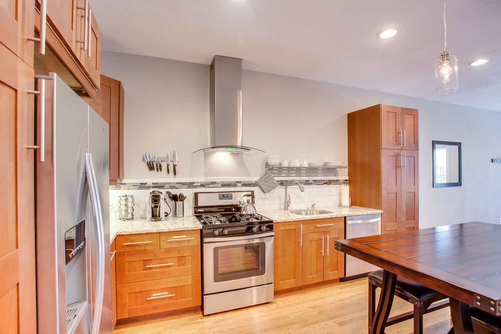 Photo of Kitchen in Five Points