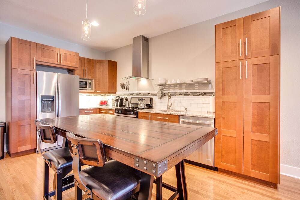 Photo of Kitchen in Five Points