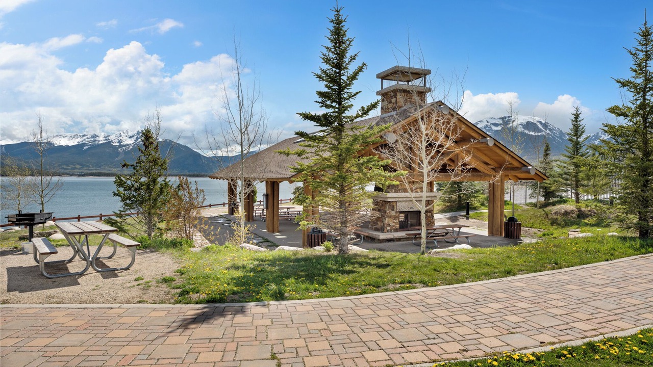 Photo of Others in Silverthorne