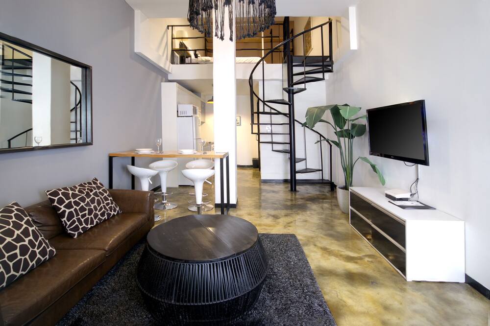 Photo of Livingroom in Daehangno