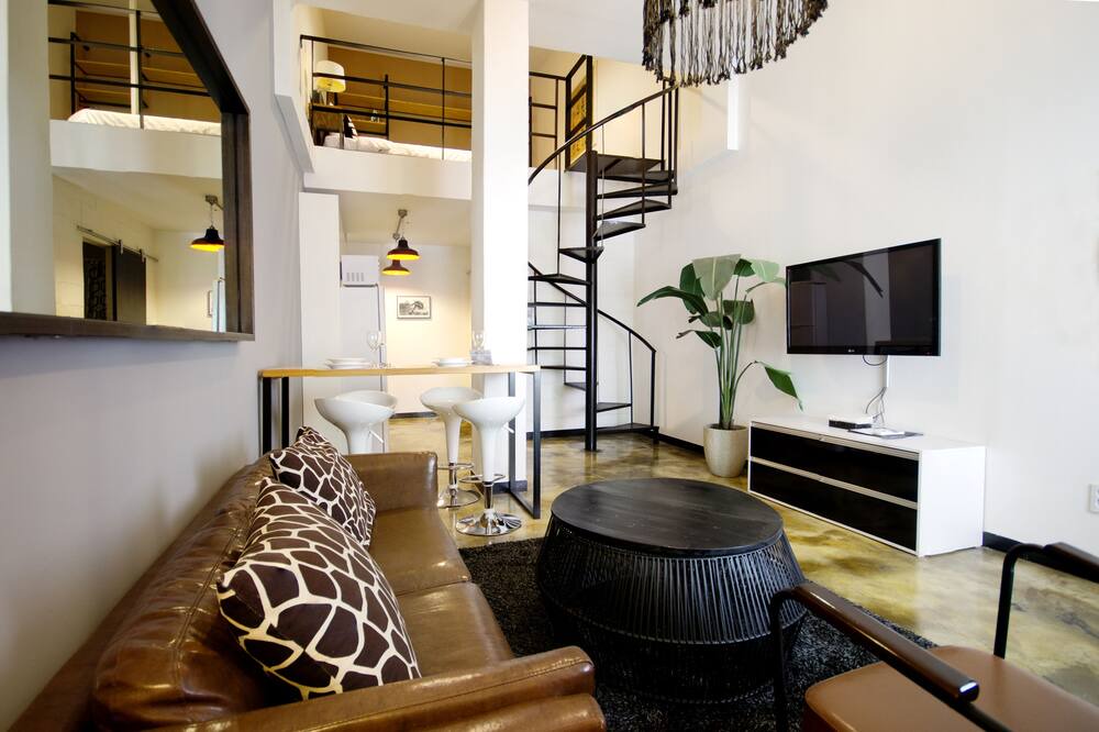 Photo of Livingroom in Daehangno