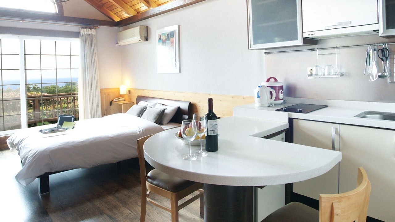 Photo of Bedroom in Downtown