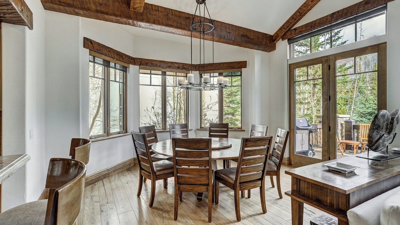 Photo of Livingroom in Vail
