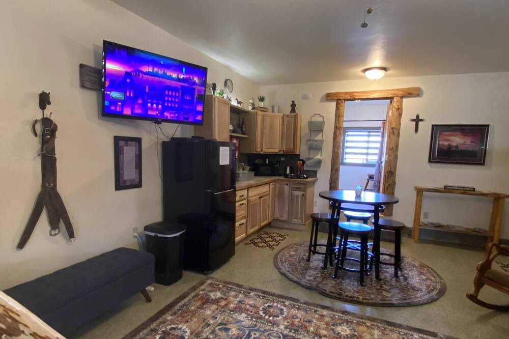 Photo of Livingroom in Lazear