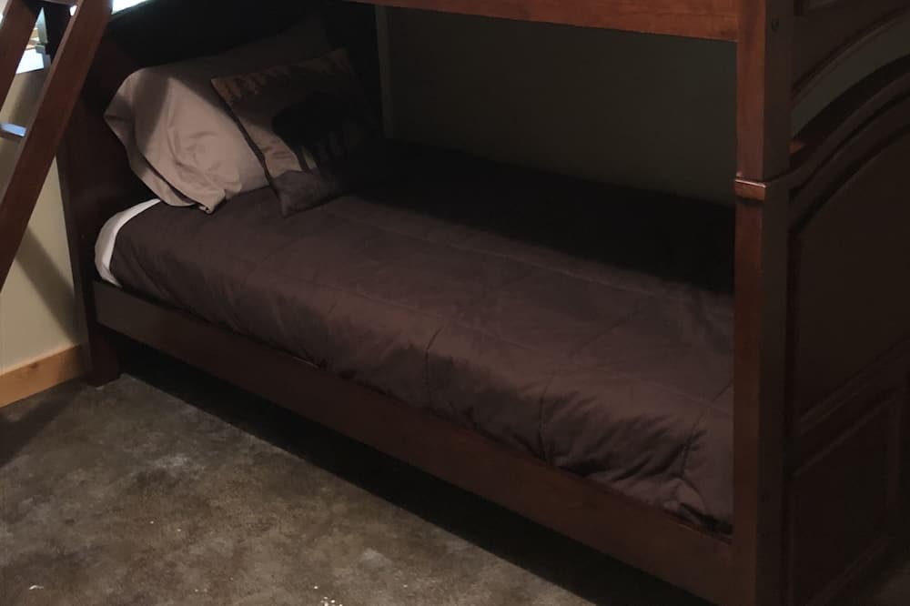 Photo of Bedroom in Saint Mary's