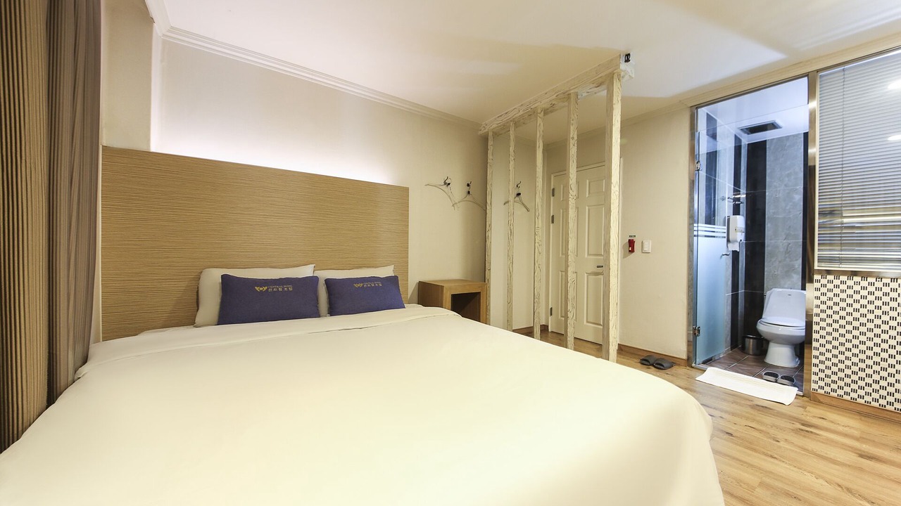 Photo of Bedroom in Changwon