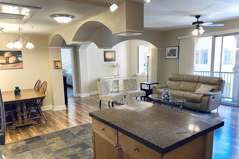 Photo of Livingroom in Frasier Meadows