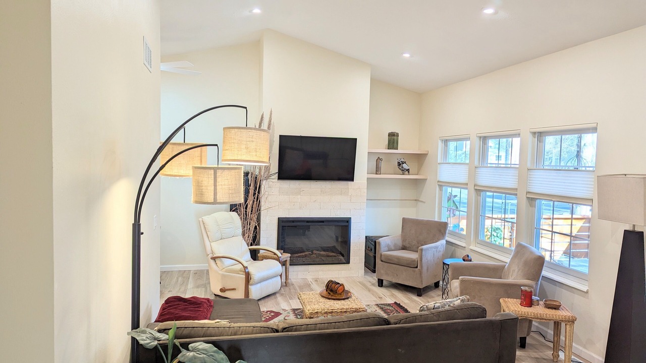 Photo of Livingroom in Palo Park