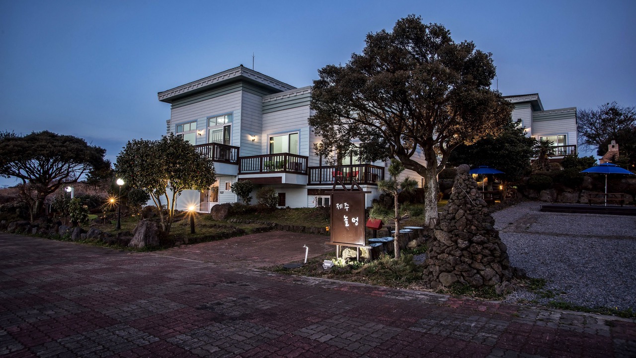 Photo of Outdoor in Aewol