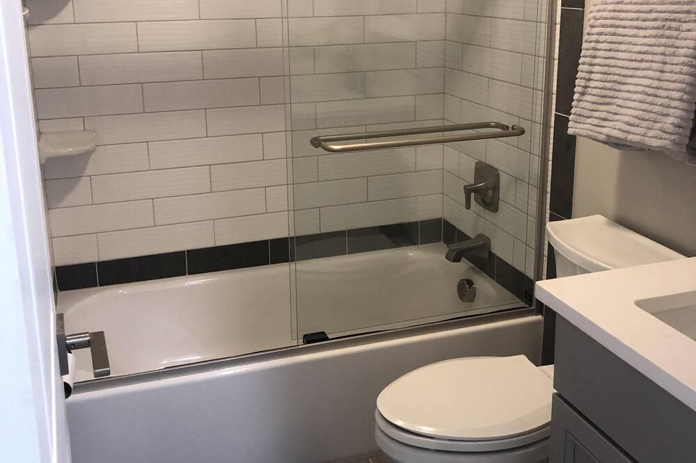 Photo of Bathroom in Warrior's Mark