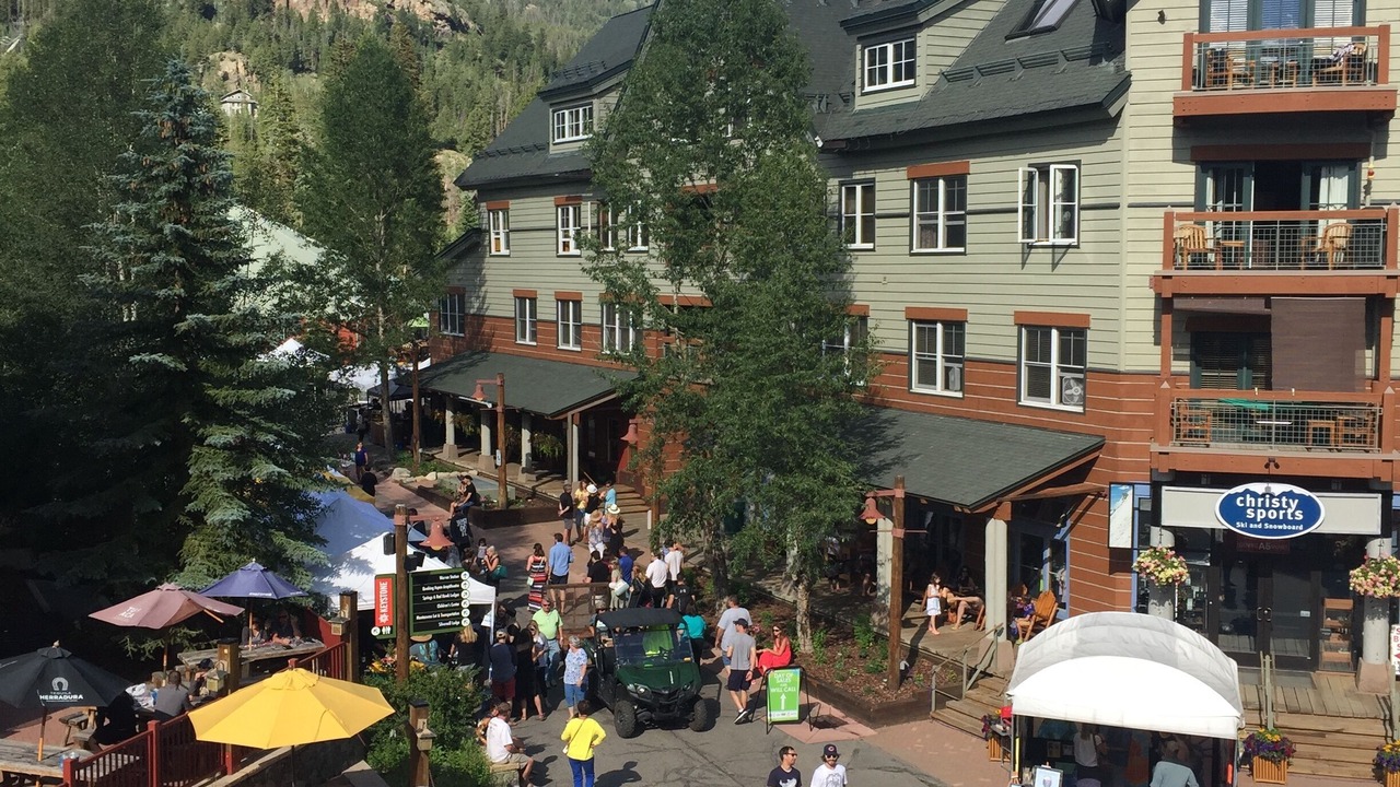 Photo of Outdoor in River Run