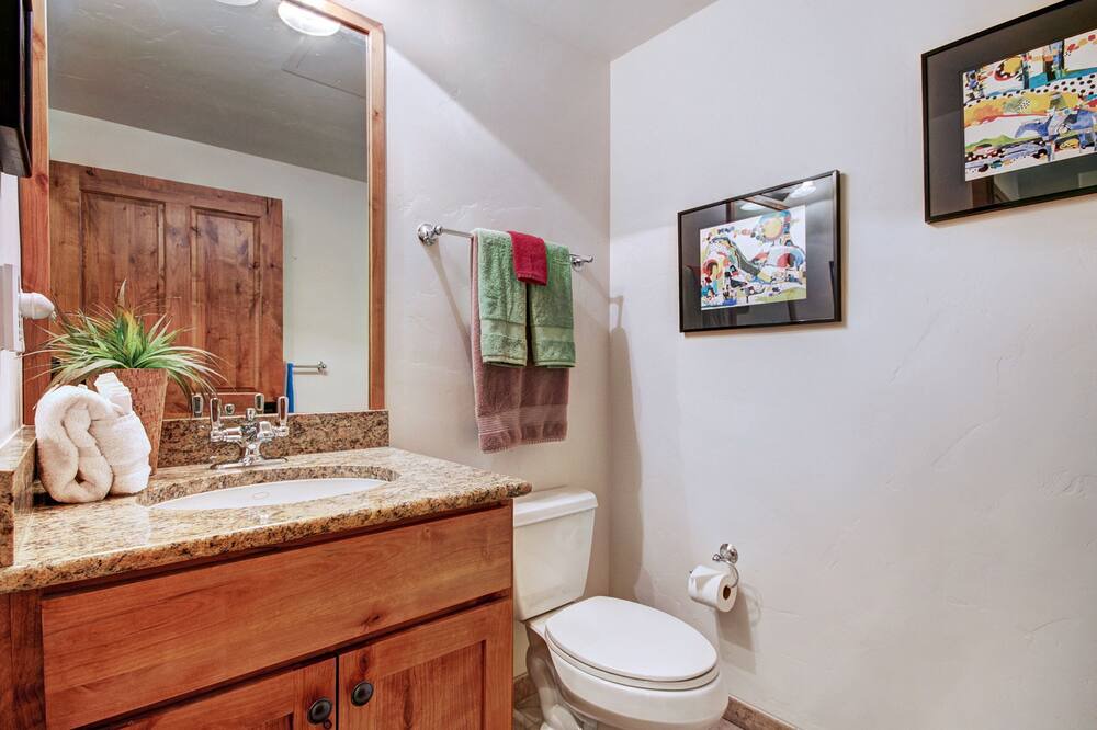 Photo of Bathroom in Frisco