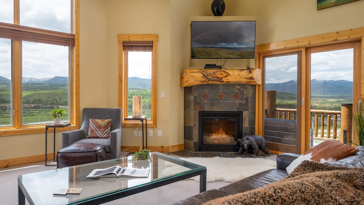 Photo of Livingroom in Fraser