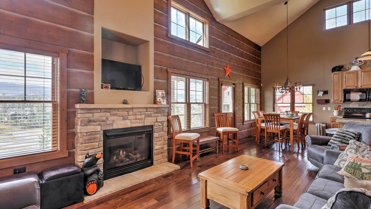 Photo of Livingroom in Rendezvous