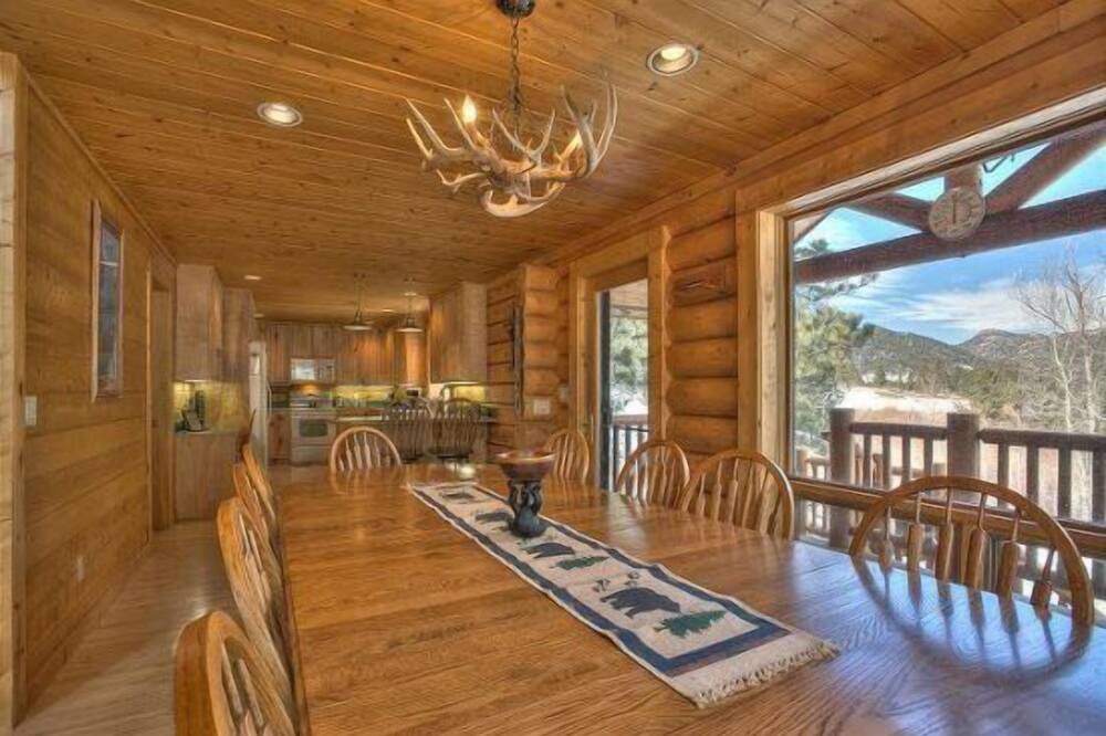 Photo of Kitchen in Lyons