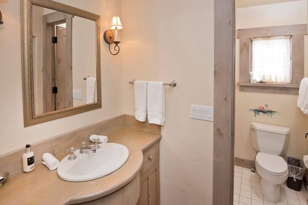 Photo of Bathroom in Vail