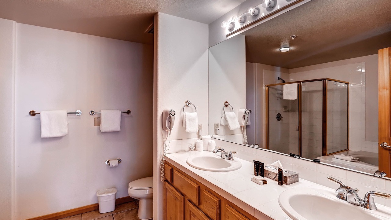 Photo of Bathroom in Mountain House