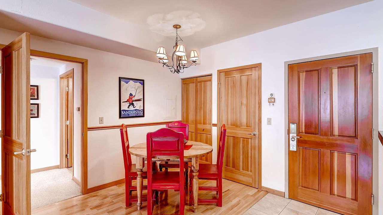 Photo of Livingroom in Mountain House