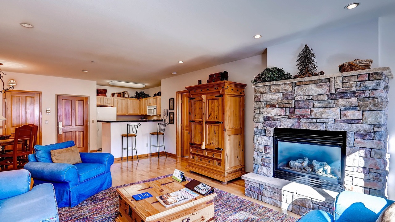 Photo of Livingroom in Mountain House