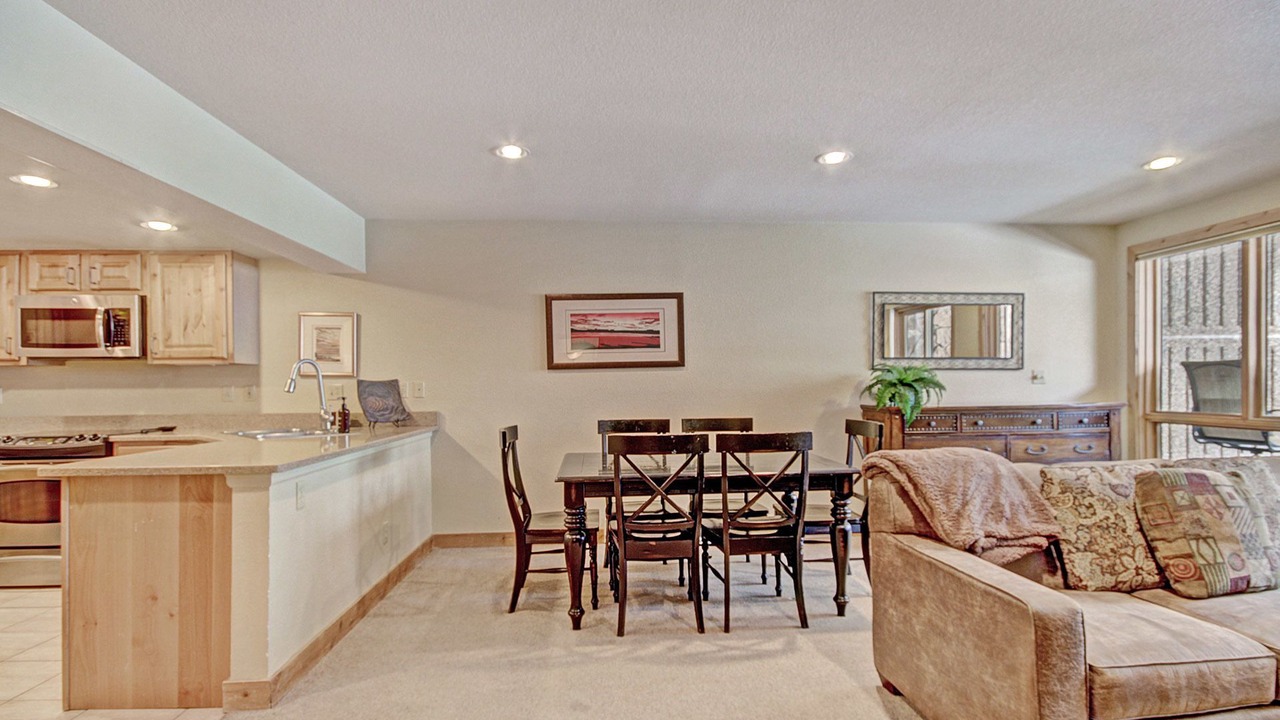 Photo of Livingroom in Copper Mountain Village