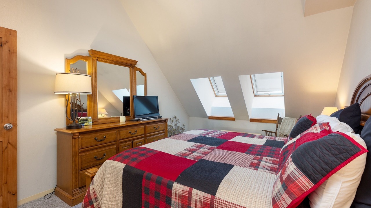 Photo of Bedroom in Keystone
