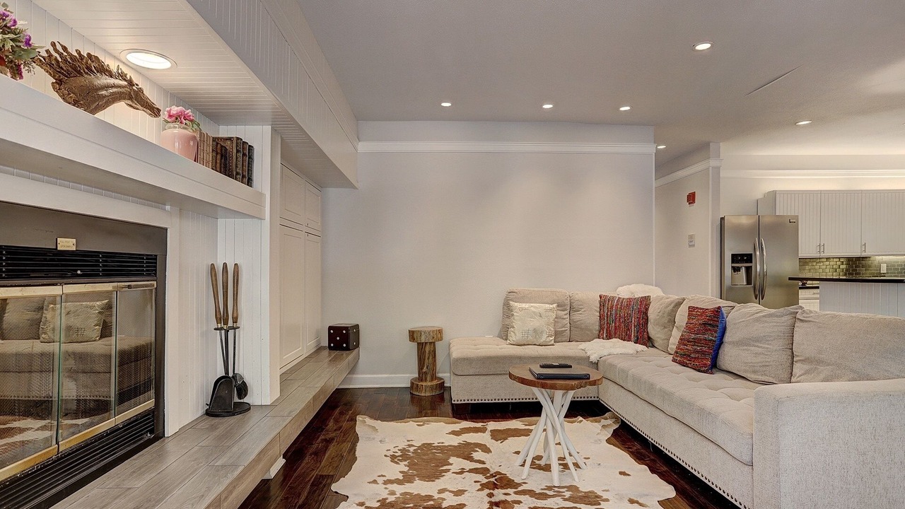 Photo of Livingroom in Mountain House