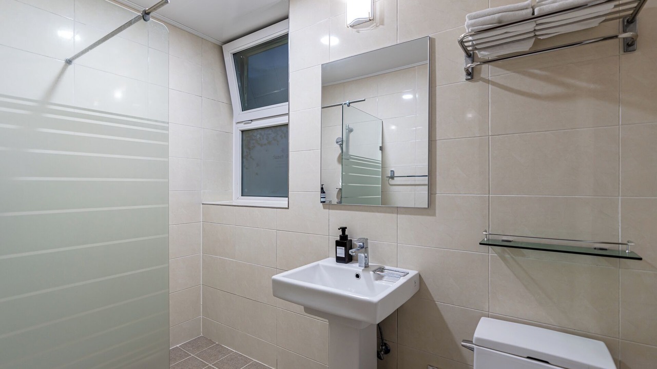 Photo of Bathroom in Jocheon