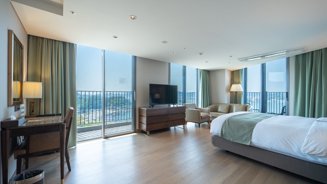 Photo of Bedroom in Suryuk