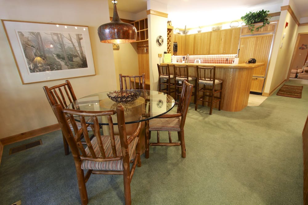 Photo of Livingroom in Mountain House