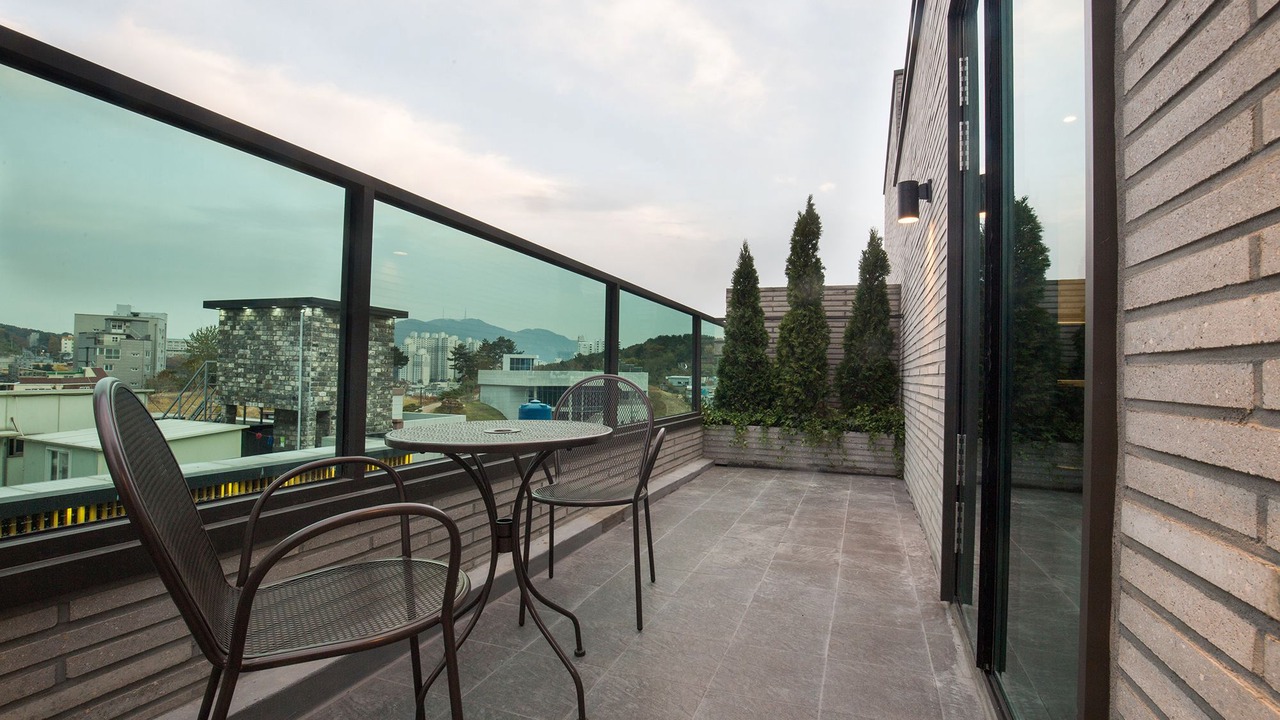 Photo of Patio Balcony in Busanjin