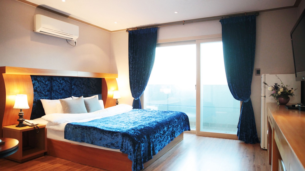 Photo of Bedroom in Suryuk
