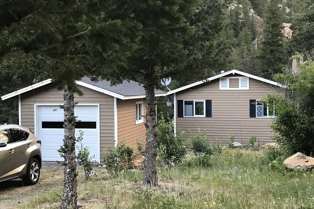 Photo of Outdoor in Lyons