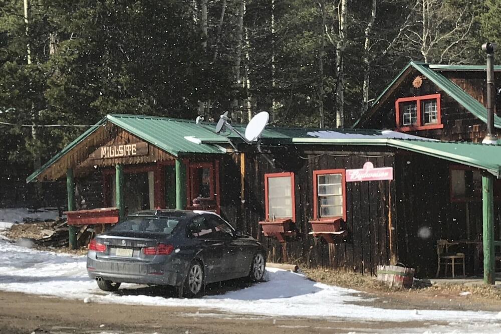 Photo of Outdoor in Lyons