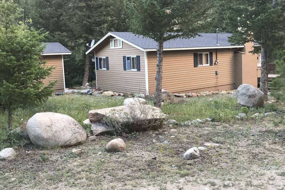Photo of Outdoor in Lyons