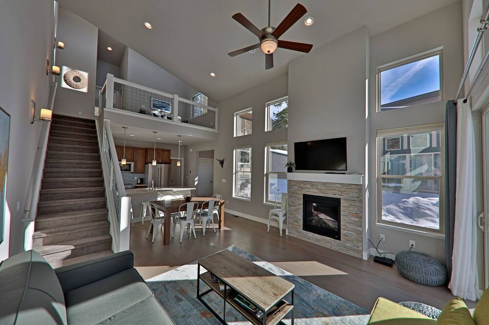 Photo of Bedroom in Rendezvous