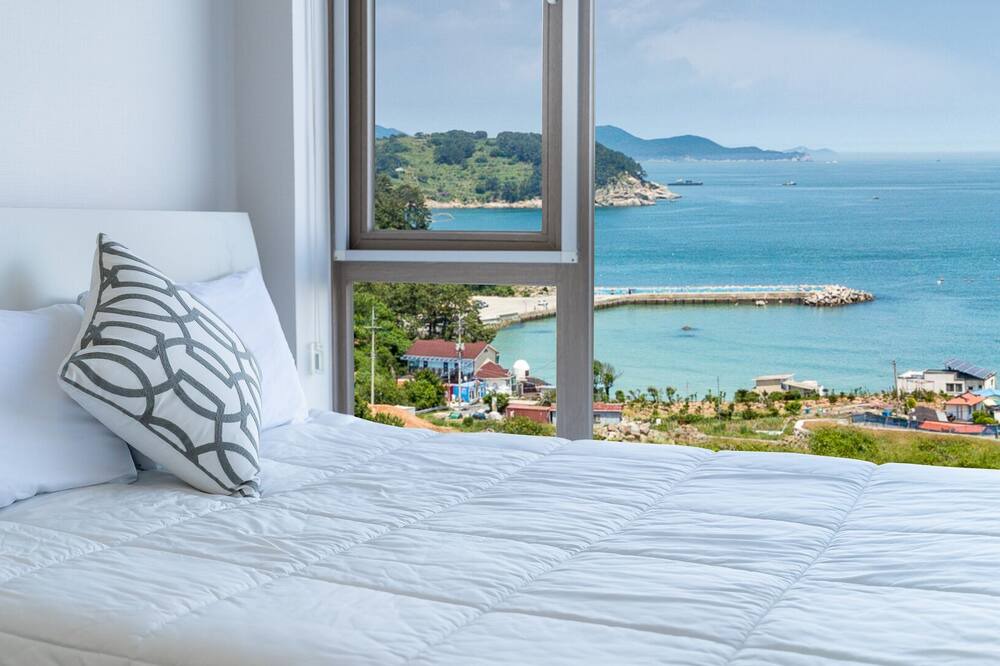 Photo of Bedroom in Sibang-ri