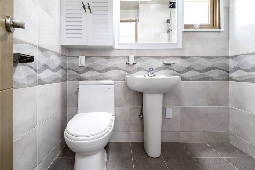 Photo of Bathroom in Sibang-ri