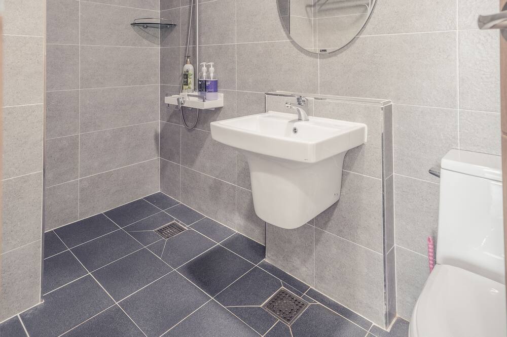 Photo of Bathroom in Sibang-ri