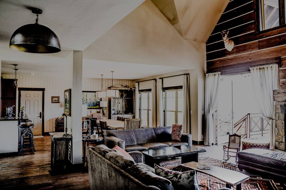 Photo of Livingroom in Gypsum