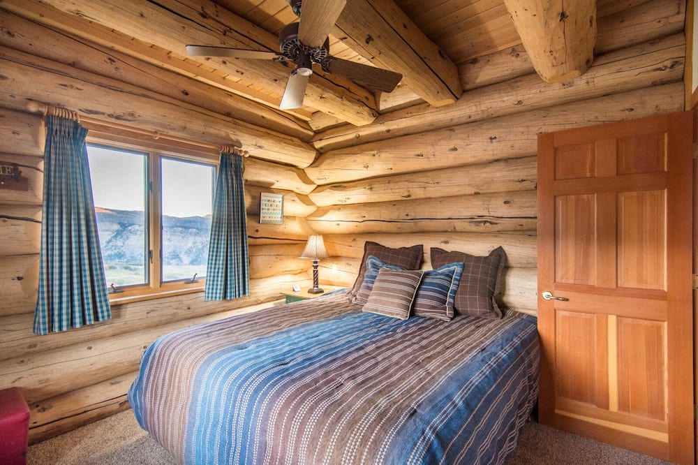 Photo of Bedroom in Gypsum
