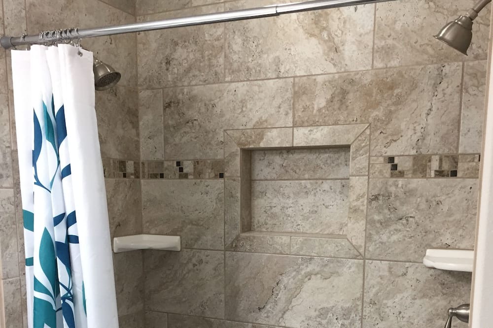 Photo of Bathroom in Tarryall