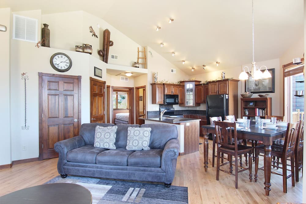 Photo of Bedroom in Estes Park