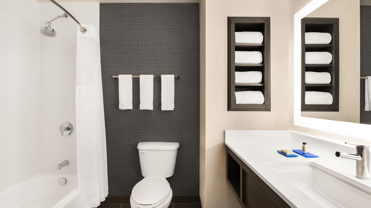 Photo of Bathroom in Dupont