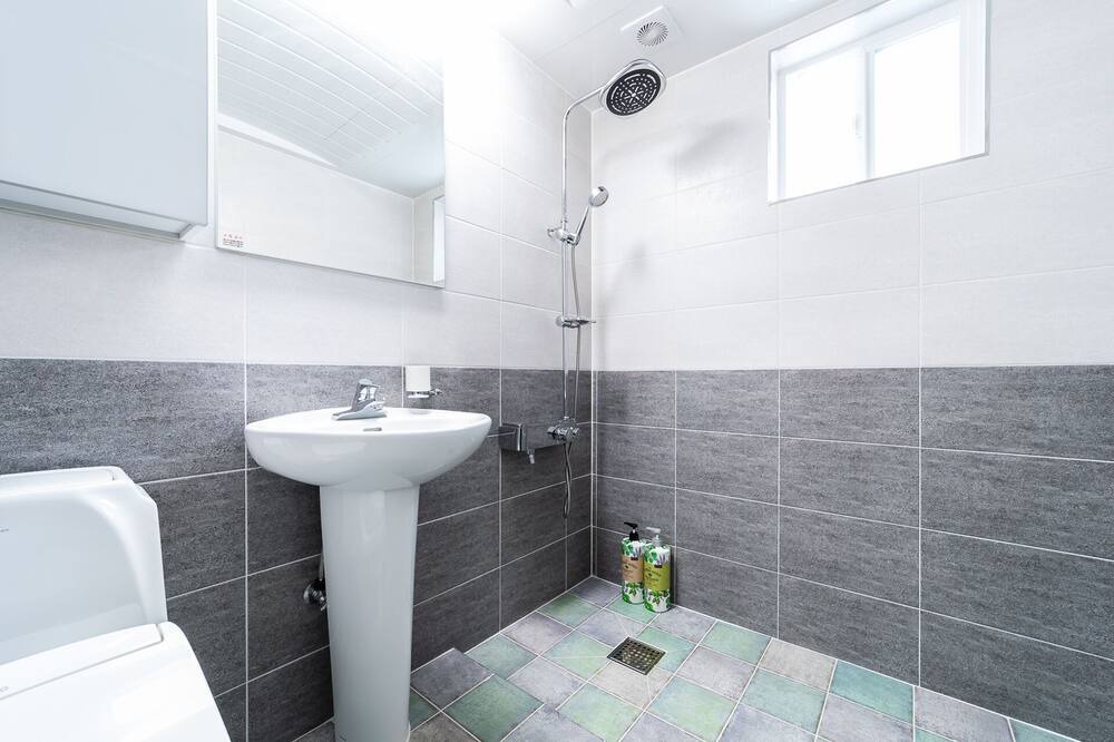 Photo of Bathroom in Seo